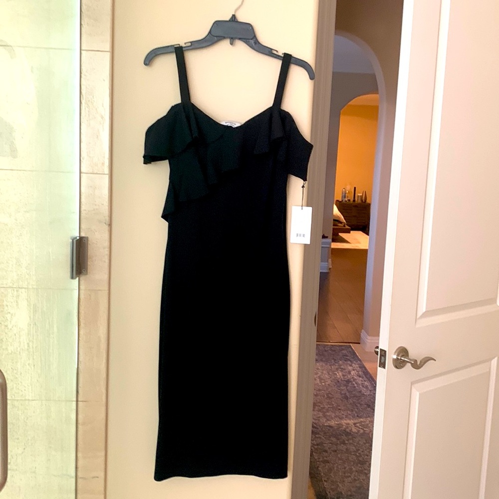 Perfect little black dress, stretchy crepe